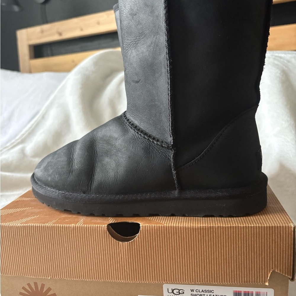UGG Black Winter Boots with Minimalist Design